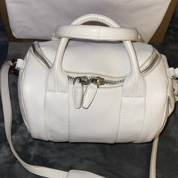 Preloved Alexander Wang white 2 way bag excellent condition hardware is colorful - Picture 3 of 13